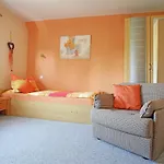 Apartman With Terrace In The Garden