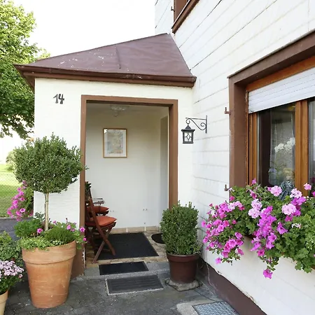 With Terrace In The Garden * Pracht