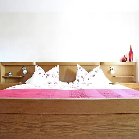 With Terrace In The Garden Pracht