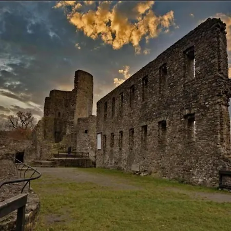 Apartment With Terrace In The Garden Pracht