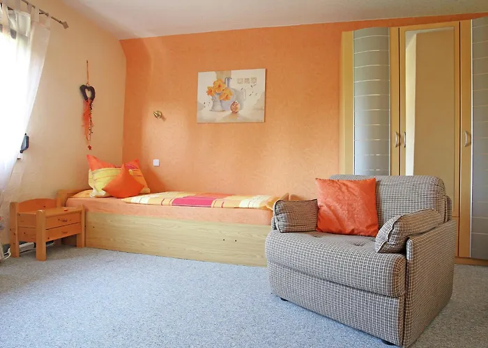 דירה With Terrace In The Garden