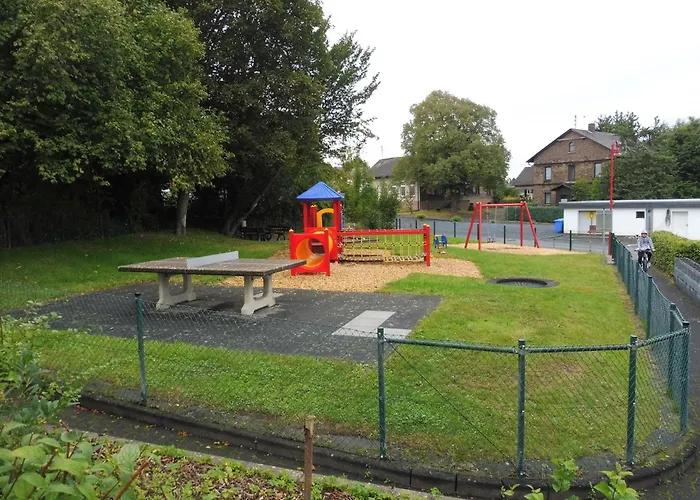 With Terrace In The Garden דירה